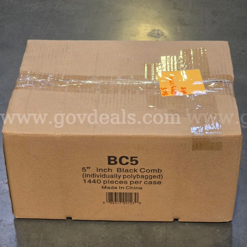 Case of 1,440 Individually Polybagged 5" Black Combs