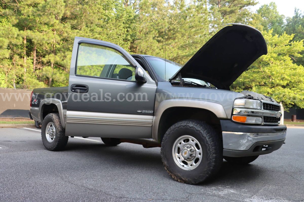 2000 Chevrolet Silverado 2500-Single Cab