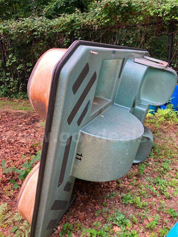 One Paddle Boat