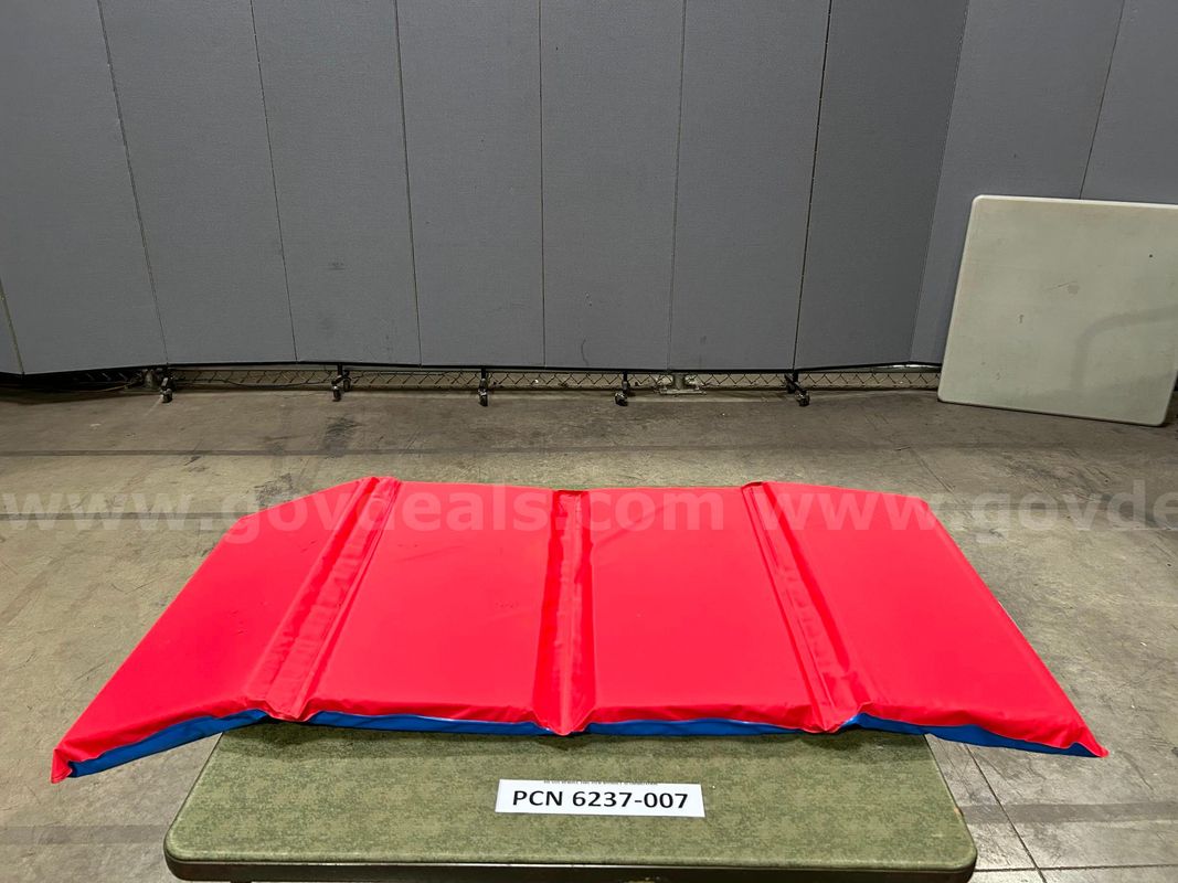 Mats, Tumbling, 4-Panel, Children's, Red, Blue, Vinyl (stained)
