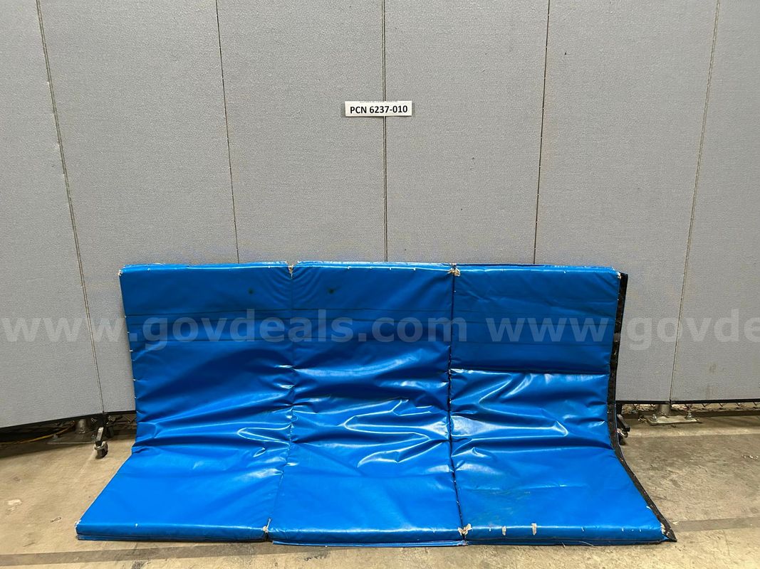 Mat, Gym, 3-Panel, Vinyl, Blue (writing on it)