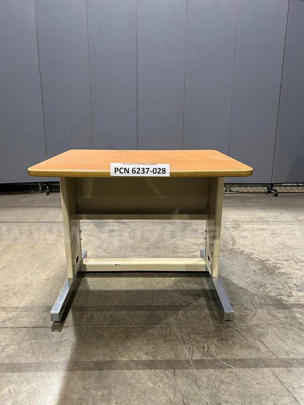 Desk, Wood-Top, Metal Frame