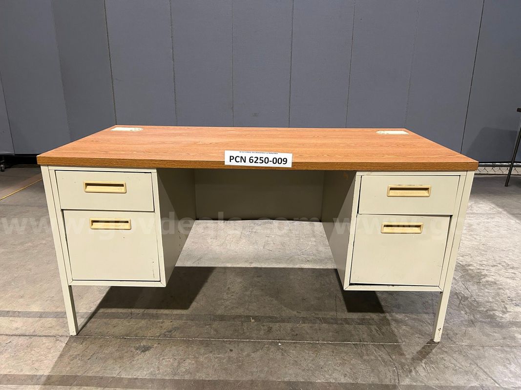 Desk, 4-Drawers, Wood-Top, Metal