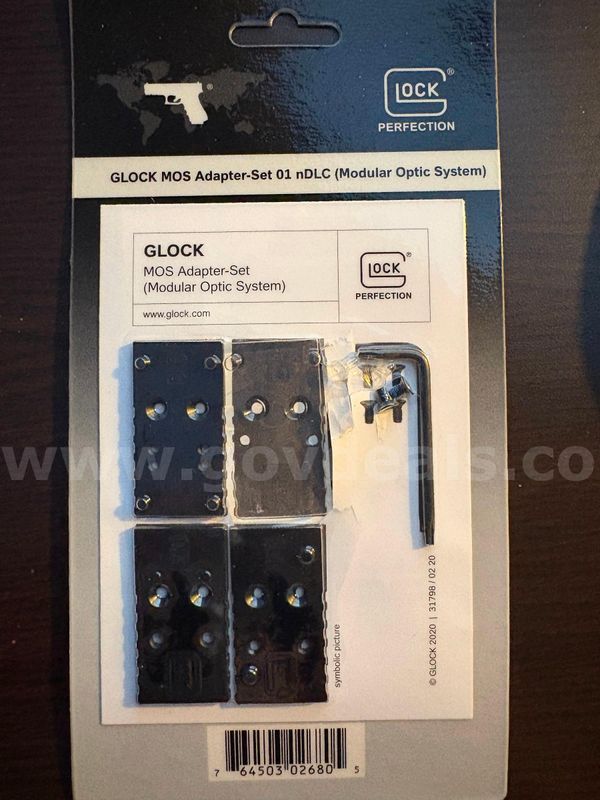 63 Original Glock 17 Mounting Plates, Sights and 58 MOS Adapter Set 01 nDLC kits