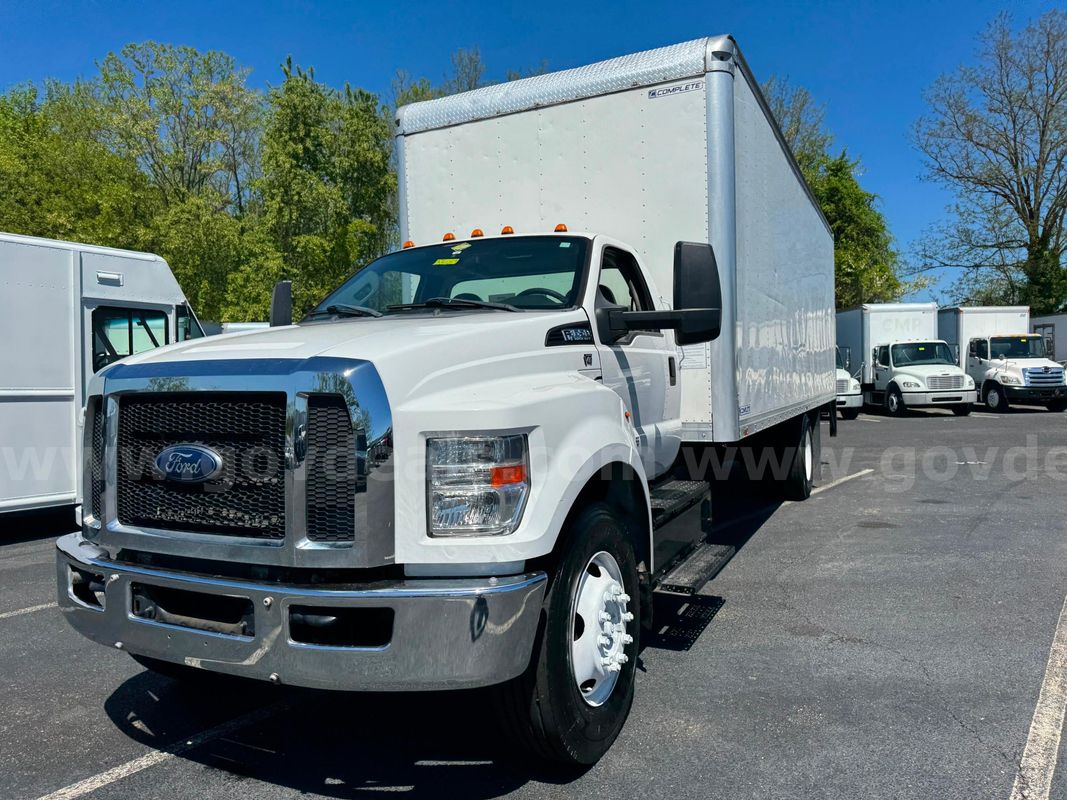 2019 Ford F650, Gas, 26' Box Truck, Non-Cdl