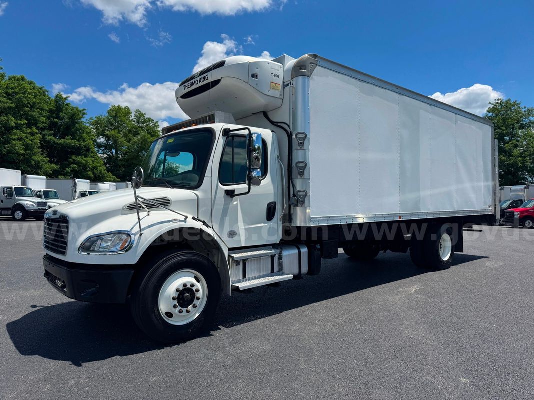 2020 Freightliner M2 Low Mile 24' Reefer Truck