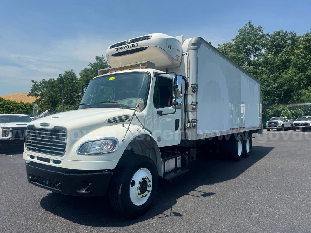 2020 FREIGHTLINER M2 TANDEM AXLE REEFER TRUCK