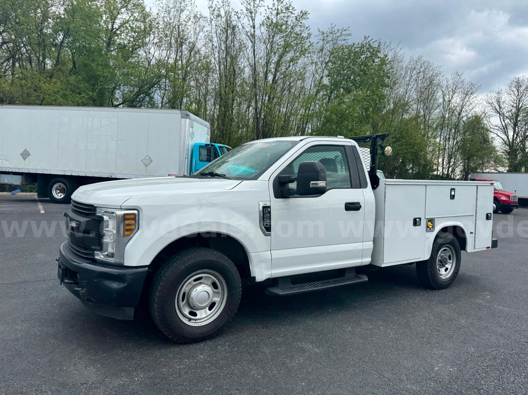 2019 FORD F250 SERVICE BODY TRUCK