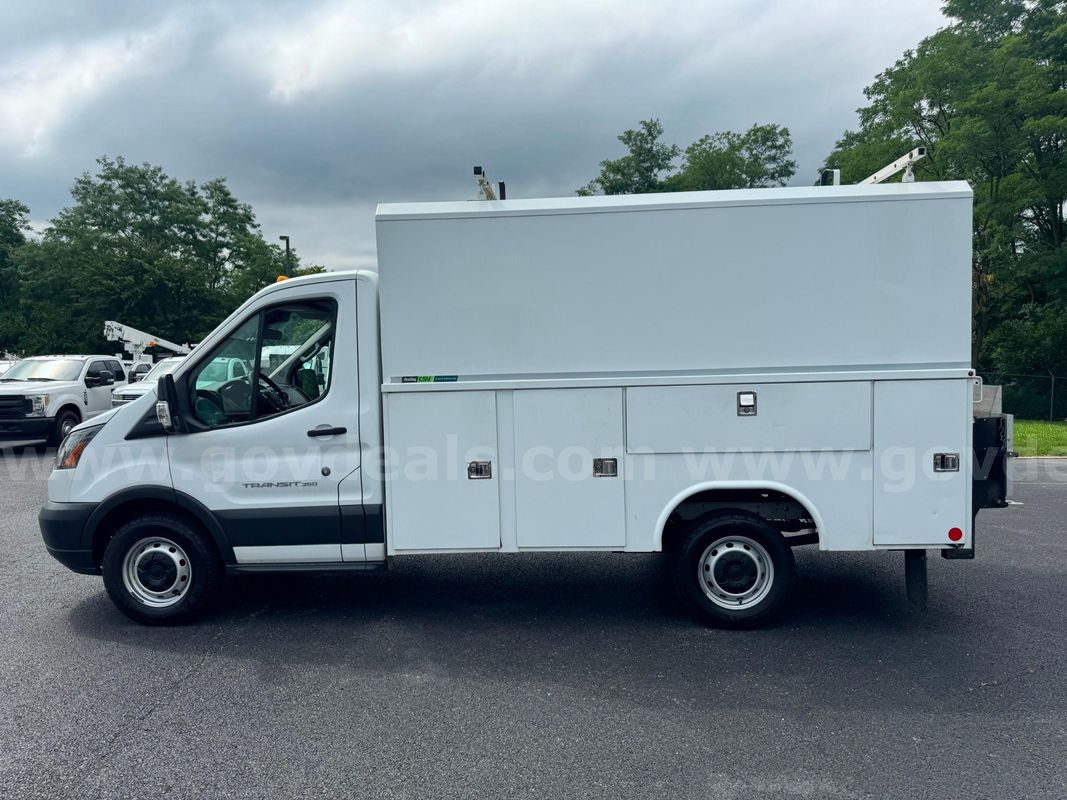2018 FORD TRANSIT T350 SRW ENCLOSED UTILITY BODY