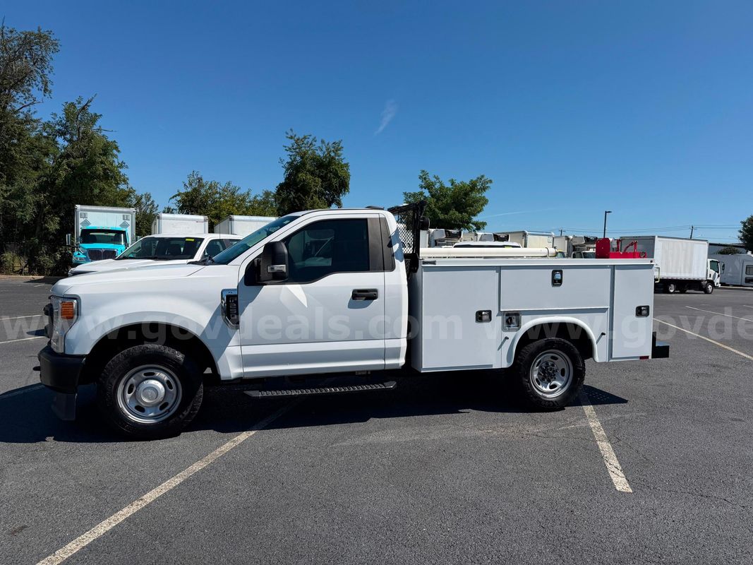 2021 Ford F250 Service Body Truck