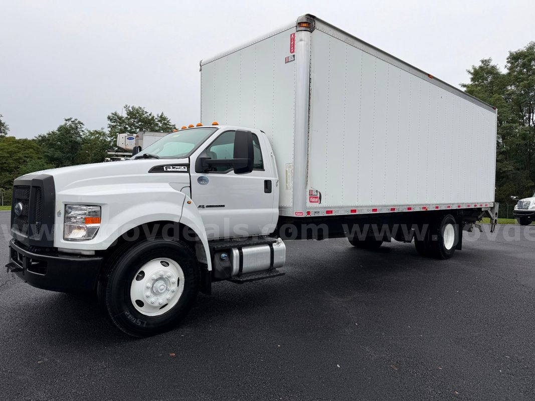 2022 Ford F-750 6.7 Diesel, Non-Cdl, Air Brake, 26' Box Truck