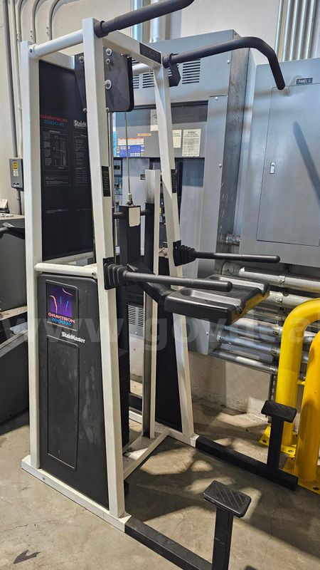 Stairmaster gravitron 2000AT