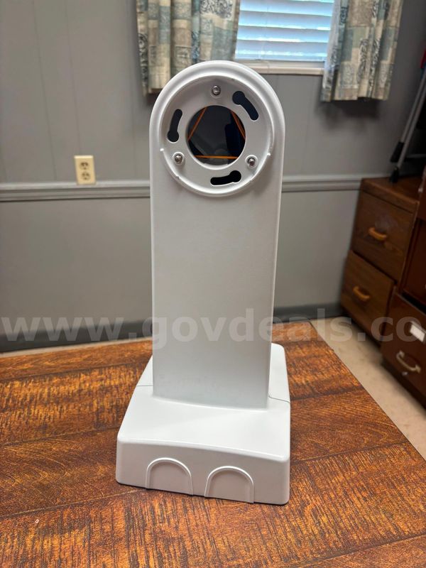 AXIS Wall Mount - Outdoor-Ready Aluminum Bracket