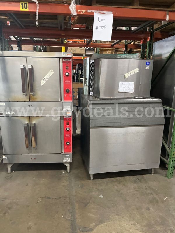 Assorted Cafeteria Equipment