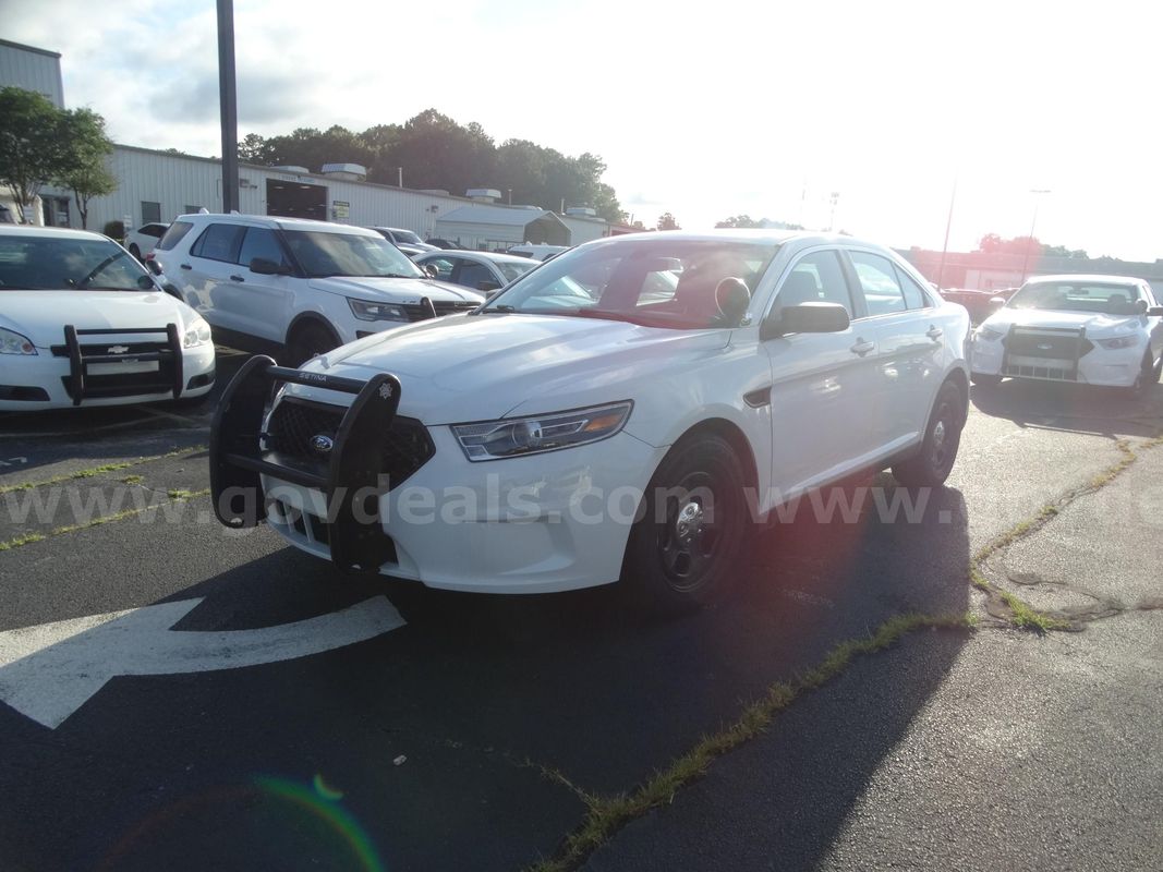 2015 Ford Taurus