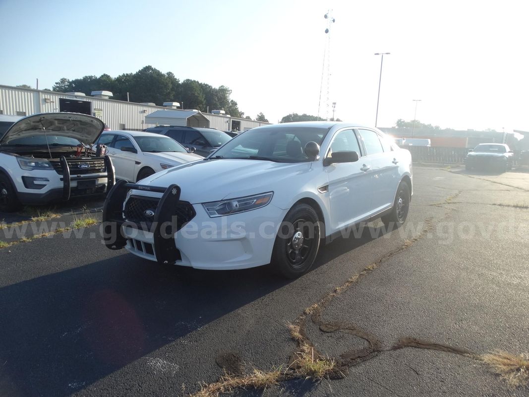 2015 Ford Taurus