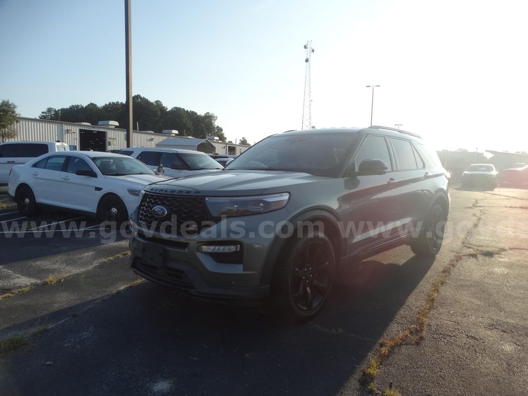 2020 Ford Explorer