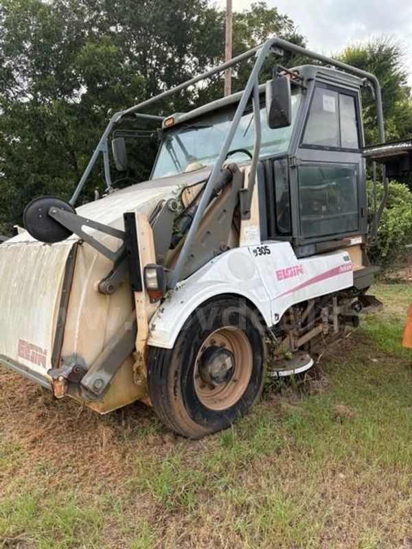 Pelican Sweeper