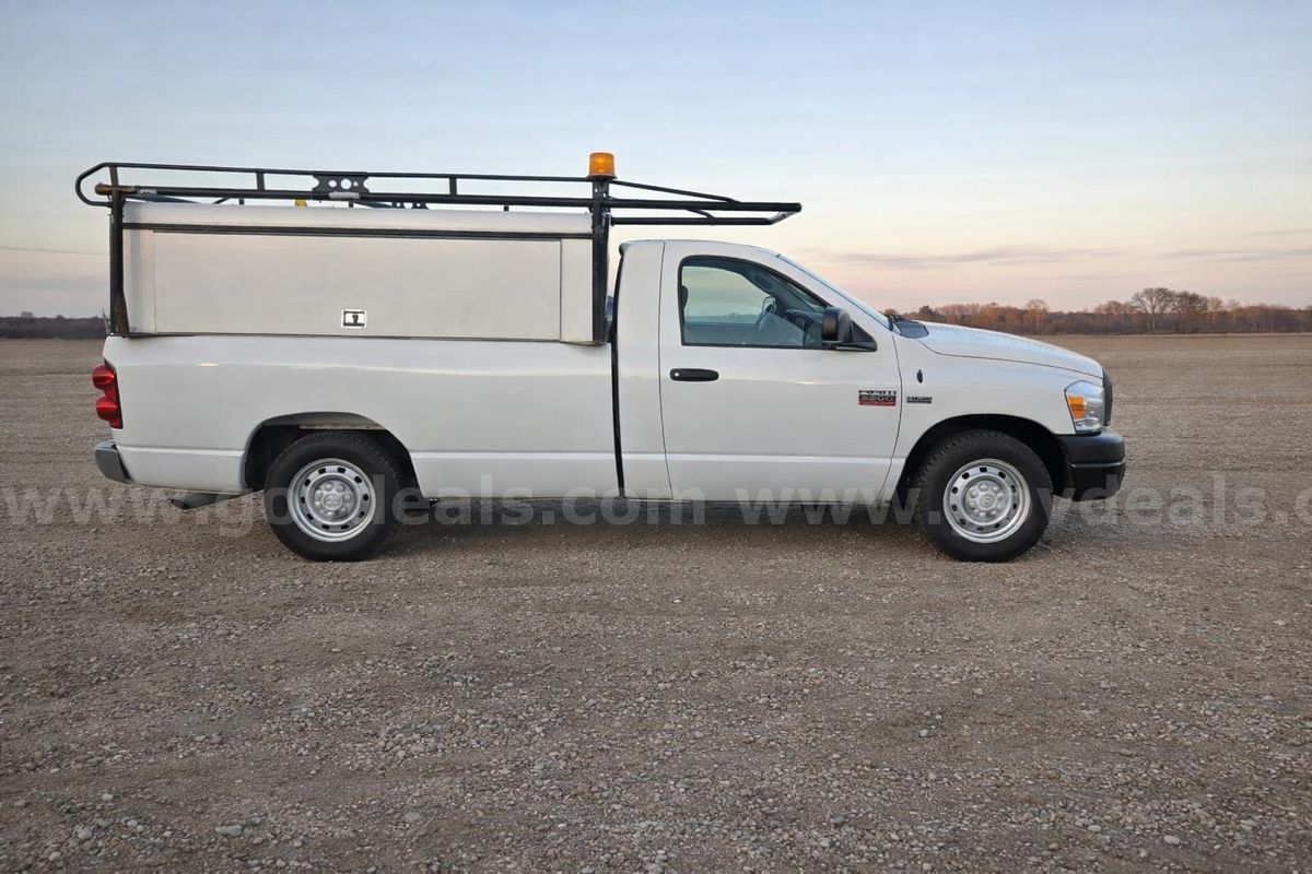 2009 RAM 2500 Hemi 5.7 engine 90K