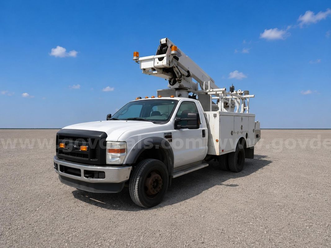 2010 Ford F450 Boom/Bucket Diesel ALtec 235 with 40Ft Articulating Boom