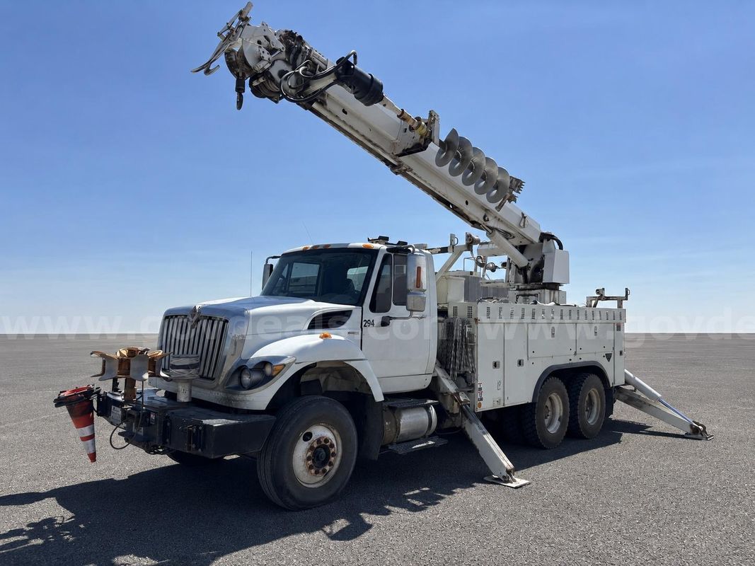 2012 International 7500 Auto 6x4 Altec D2050A-BR, 24,880 Lb Digger Derrick 50ft Boom