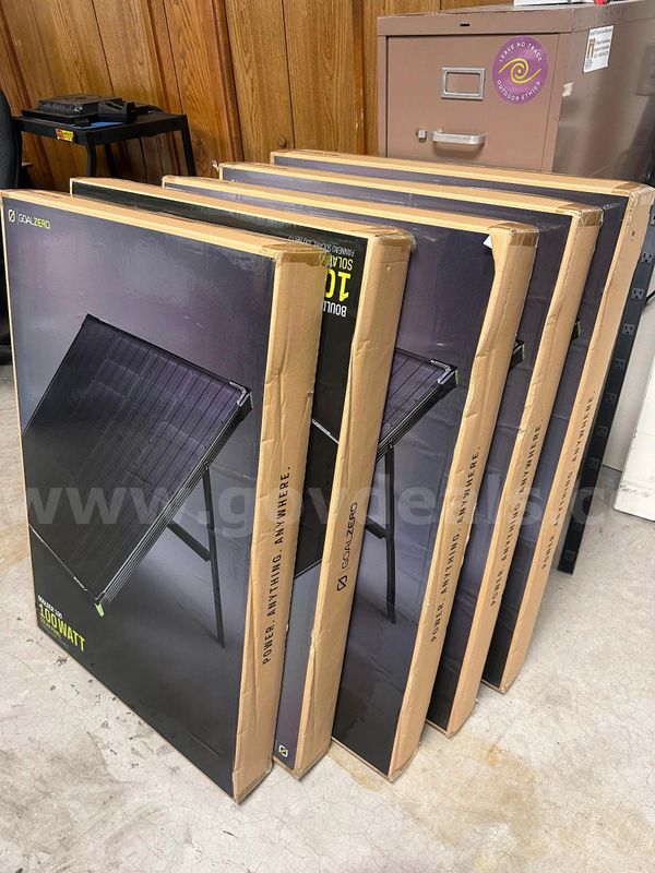 Lot of (5) Goal Zero Boulder 100 Solar Panels – 100 Watt
