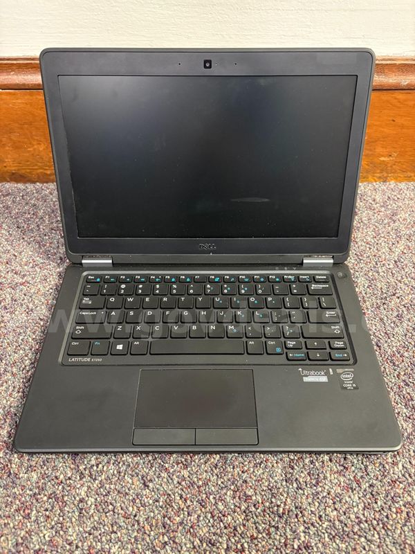 Dell Latitude E7250 Laptop