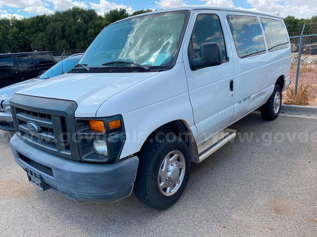 2010 Ford Econoline E-350 XL Super Duty