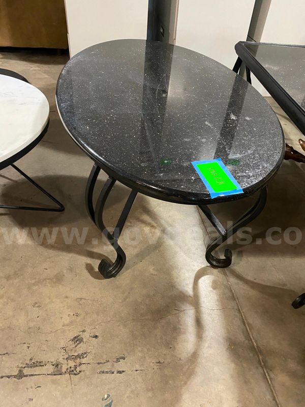 Lot of 2 Coffee Tables