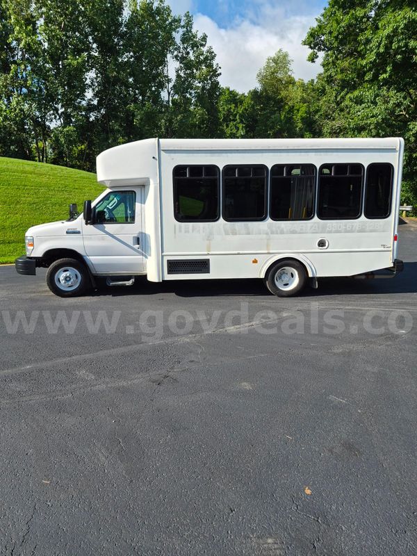 2021 Ford Econoline