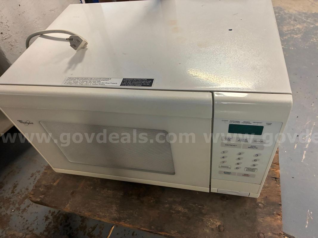 3 Microwaves 1 each