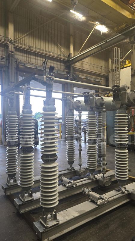 Refurbished S&C Circuit-Switcher Mark V, 138kV, 1200A, Qty 2