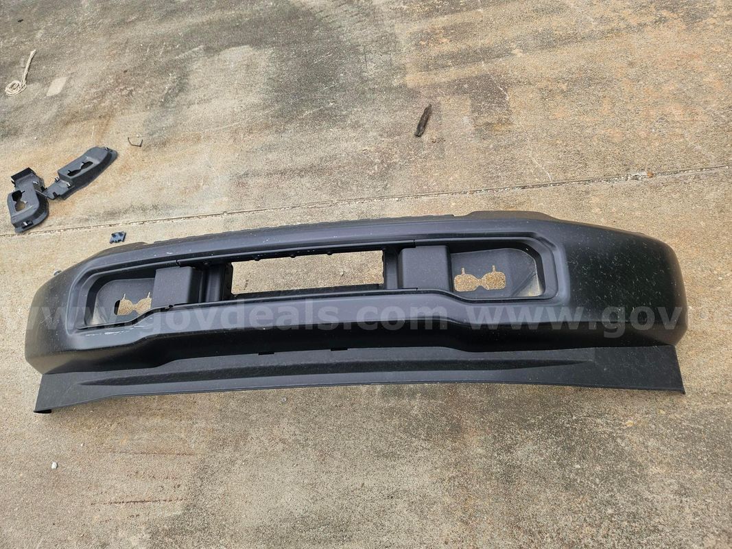 OEM Ford F-250 Front Bumper Assembly - qty 1