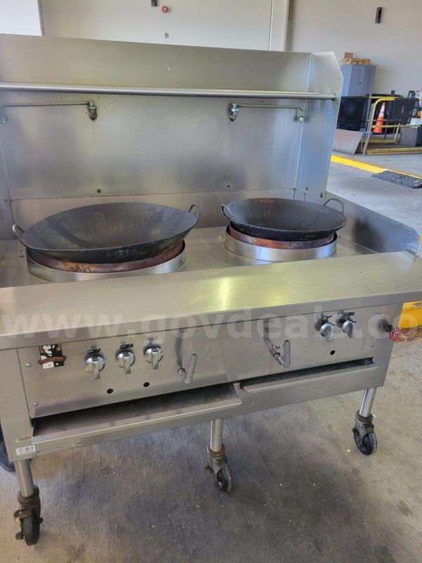 Montague commercial gas double Wok station with water hookup