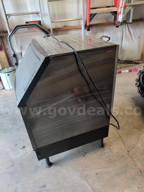 Intertek UYF0140A-161B Ice Maker