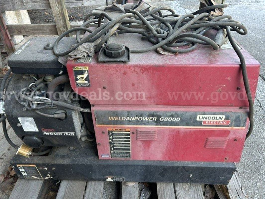 Lincoln Electric Mobile Welder - WeldanPower G8000