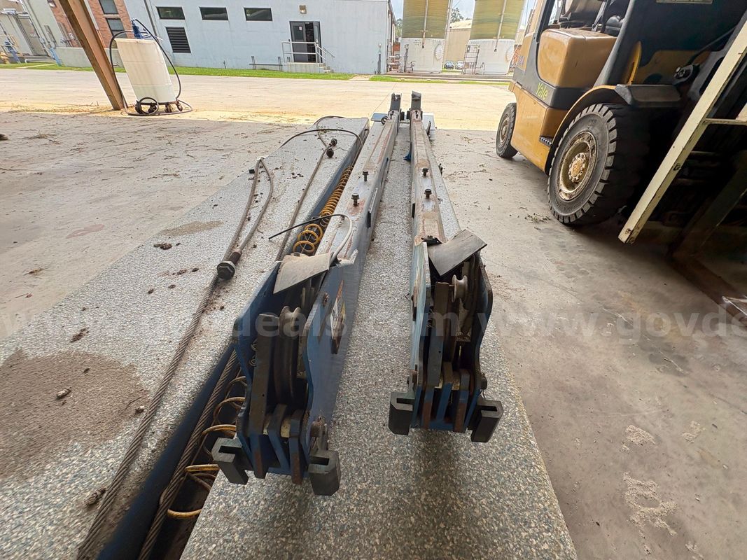 Rotary Lift 18000 lbs Capacity Four Post Lift