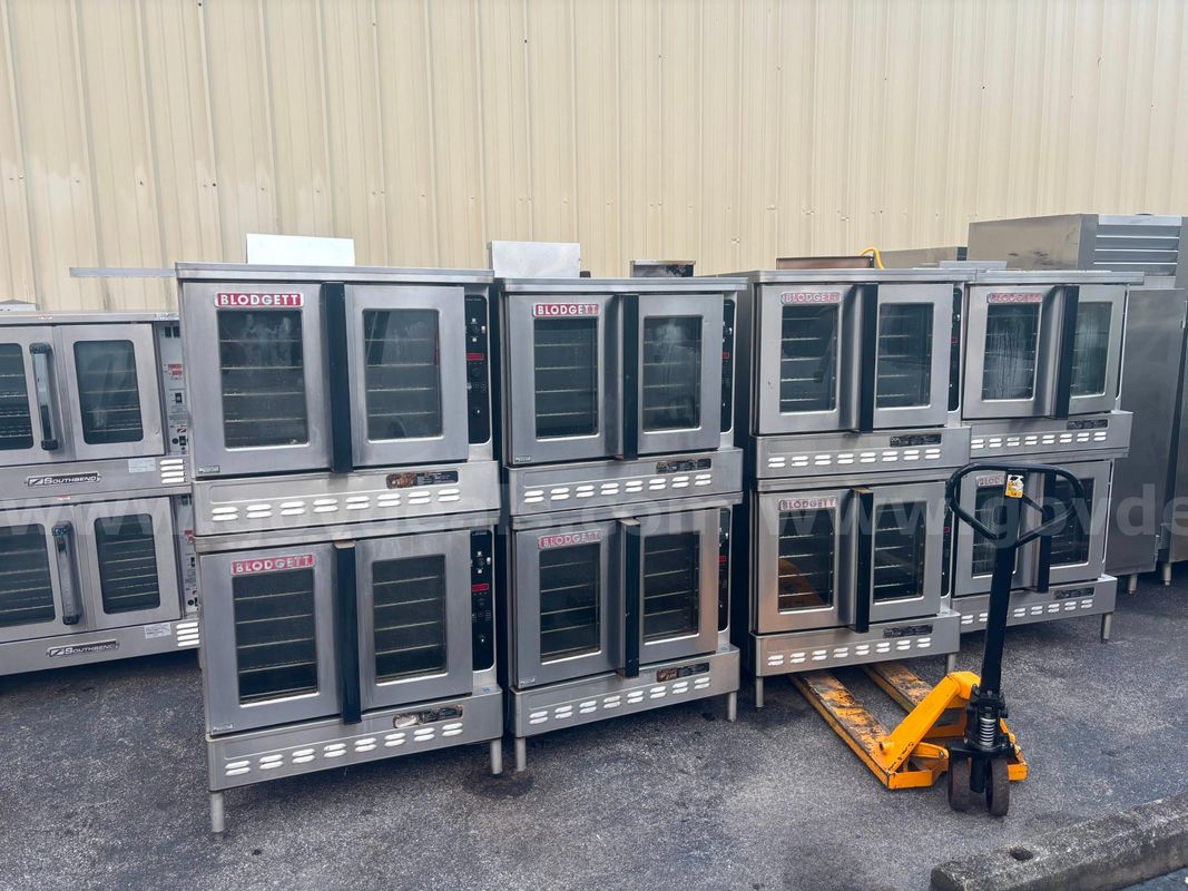 13 CONVECTION OVENS. DOUBLE STACKED/MULTIPLE/ REFURBISH/ BLODGETT