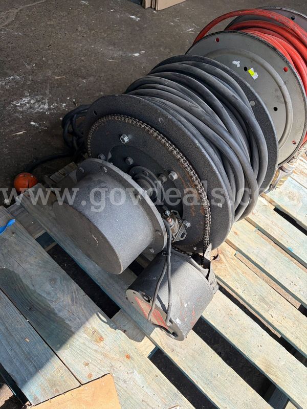 Electric Cord Reel W/Electrical Cord