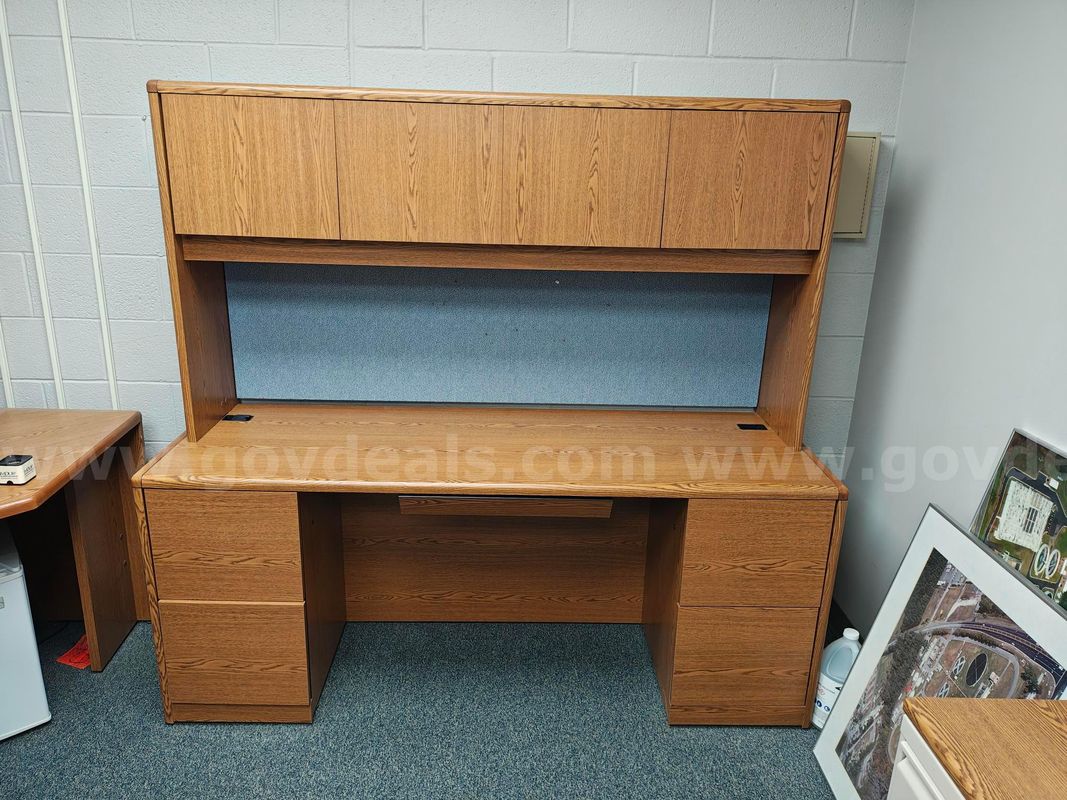 Office Desks (L-Shape, Study w/Hutch, Printer Stand)