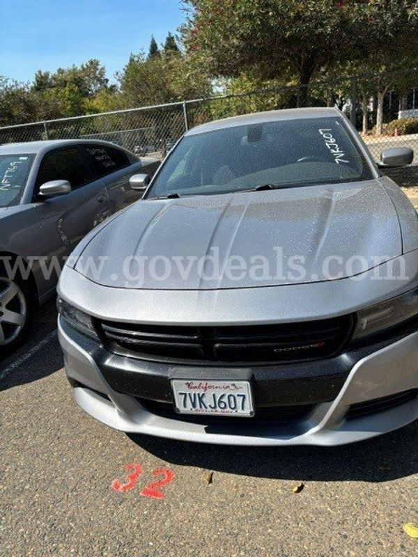 2016 Dodge Charger (1 of 3)