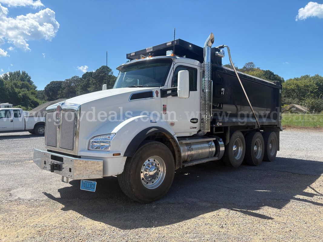 2026 Kenworth T880
