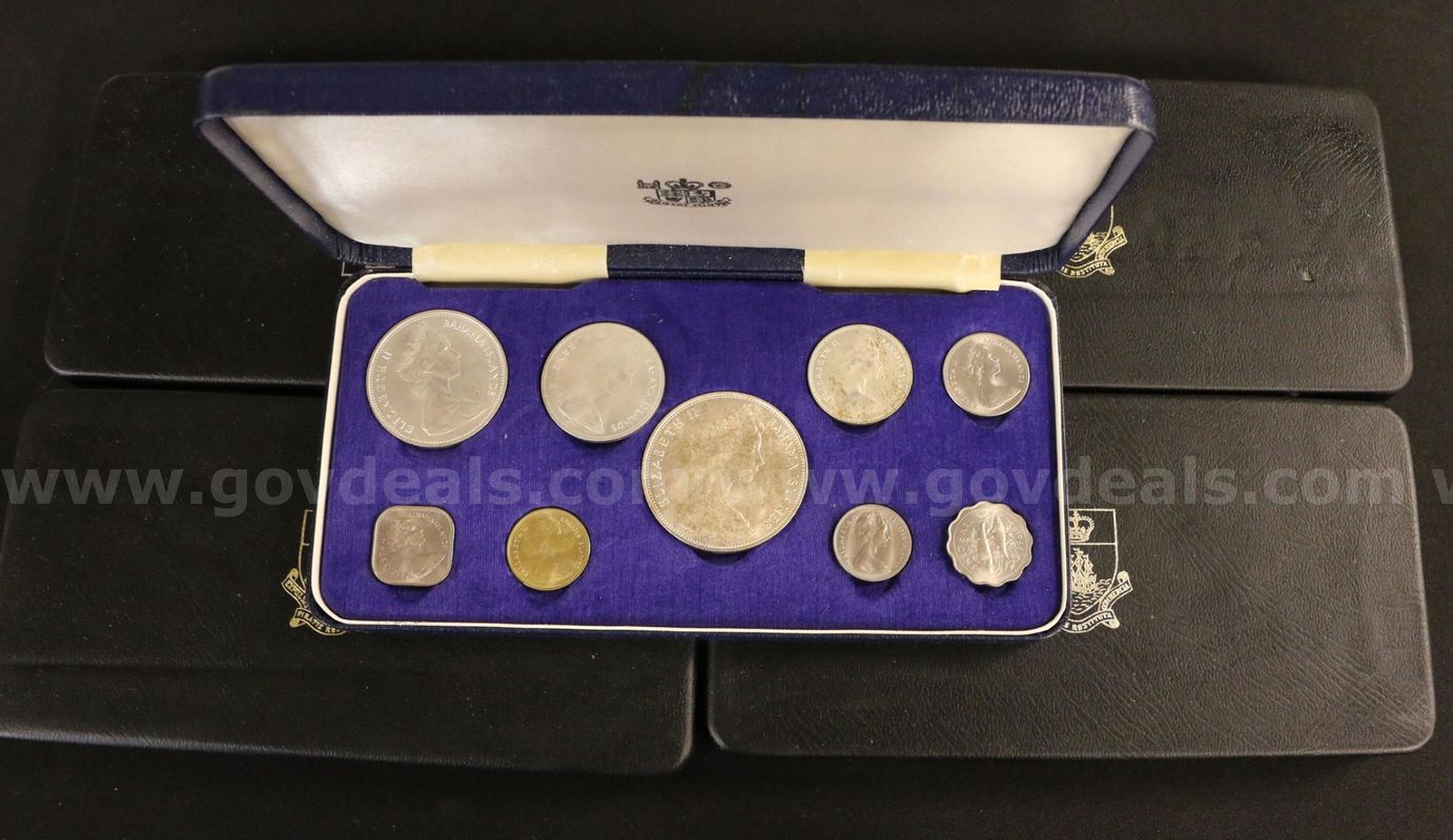 5 Assorted Date Bahamas Mint Coin Sets, Some Silver