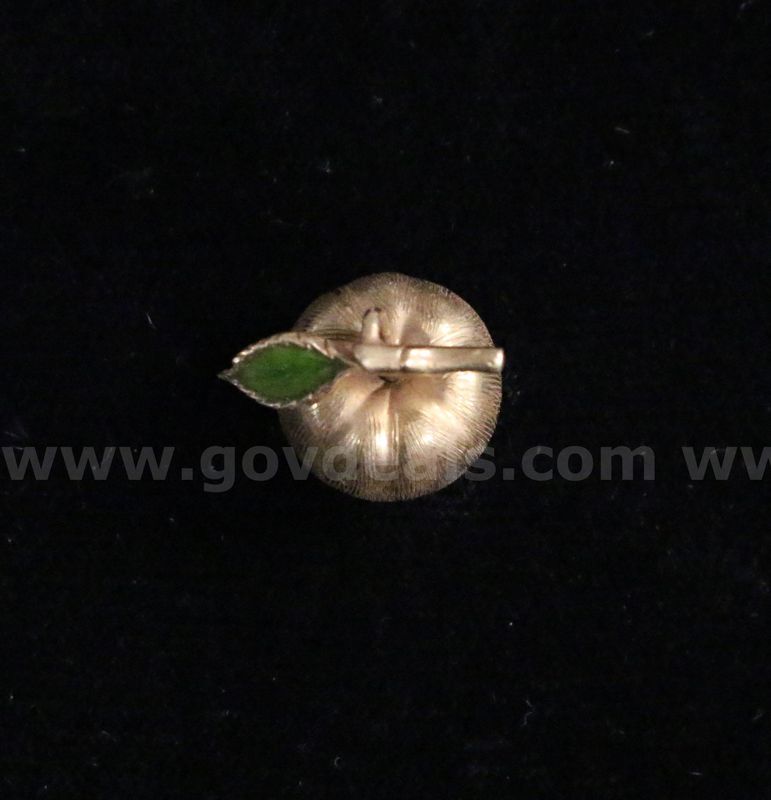 14K Yellow Gold Apple Design Charm, 4.5 Grams
