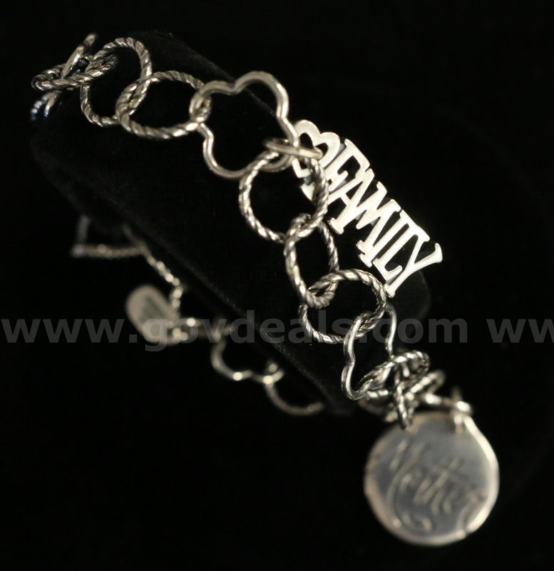 Retired James Avery Sterling Silver Quatrefoil Bracelet w/ 2 Charms, 16.7 Grams