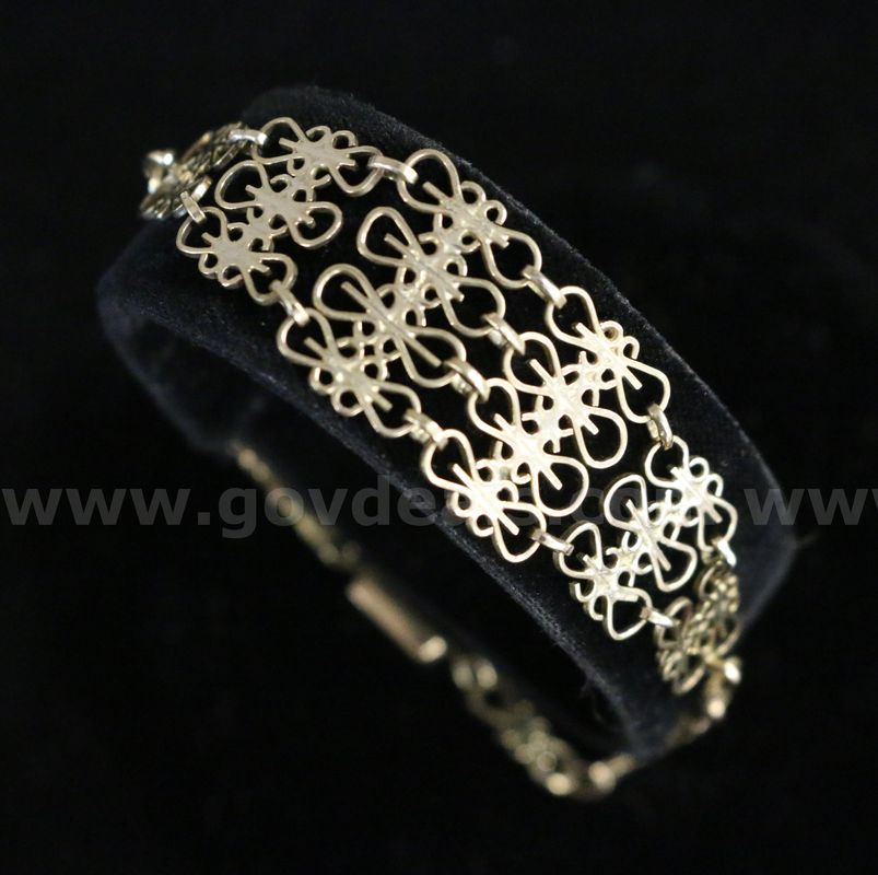 Vintage 10k Yellow Gold Loop Design Graduated Link Bracelet, 5.8 Grams