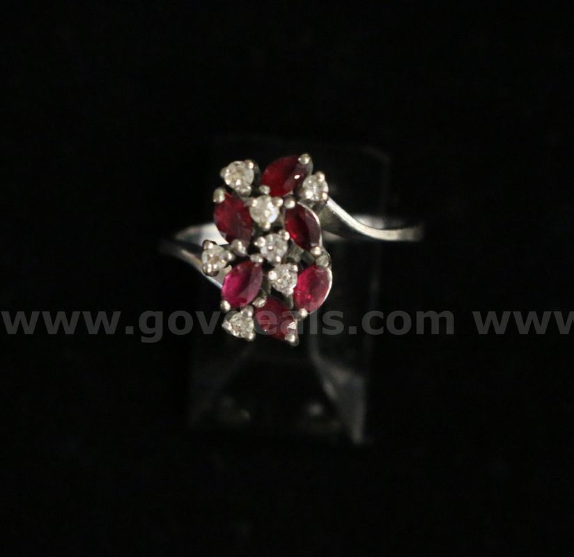 10K Yellow Gold Ruby & Diamond Ring, 3.1 Grams