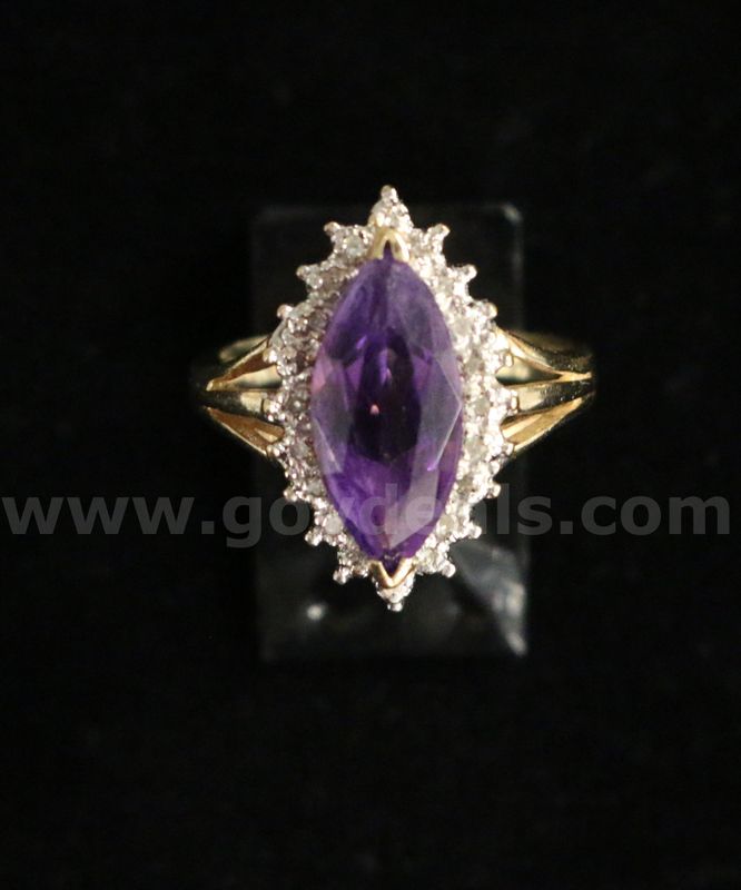 10K Yellow Gold Amethyst & Diamond Ring, 4.1 Grams