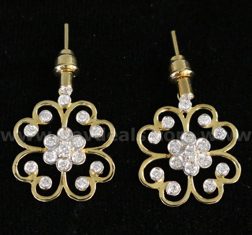 18k Yellow Gold 4 Leaf Clover Dangle Earrings with Diamonds, 4.9 Grams