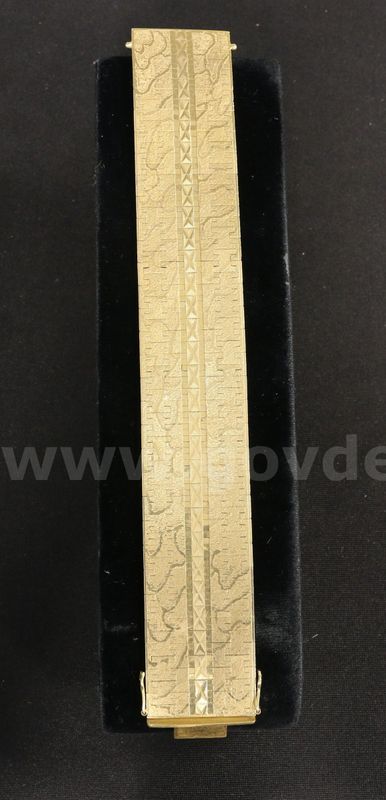 18K Yellow Gold Wide Flat Link Bracelet, 82.6 Grams
